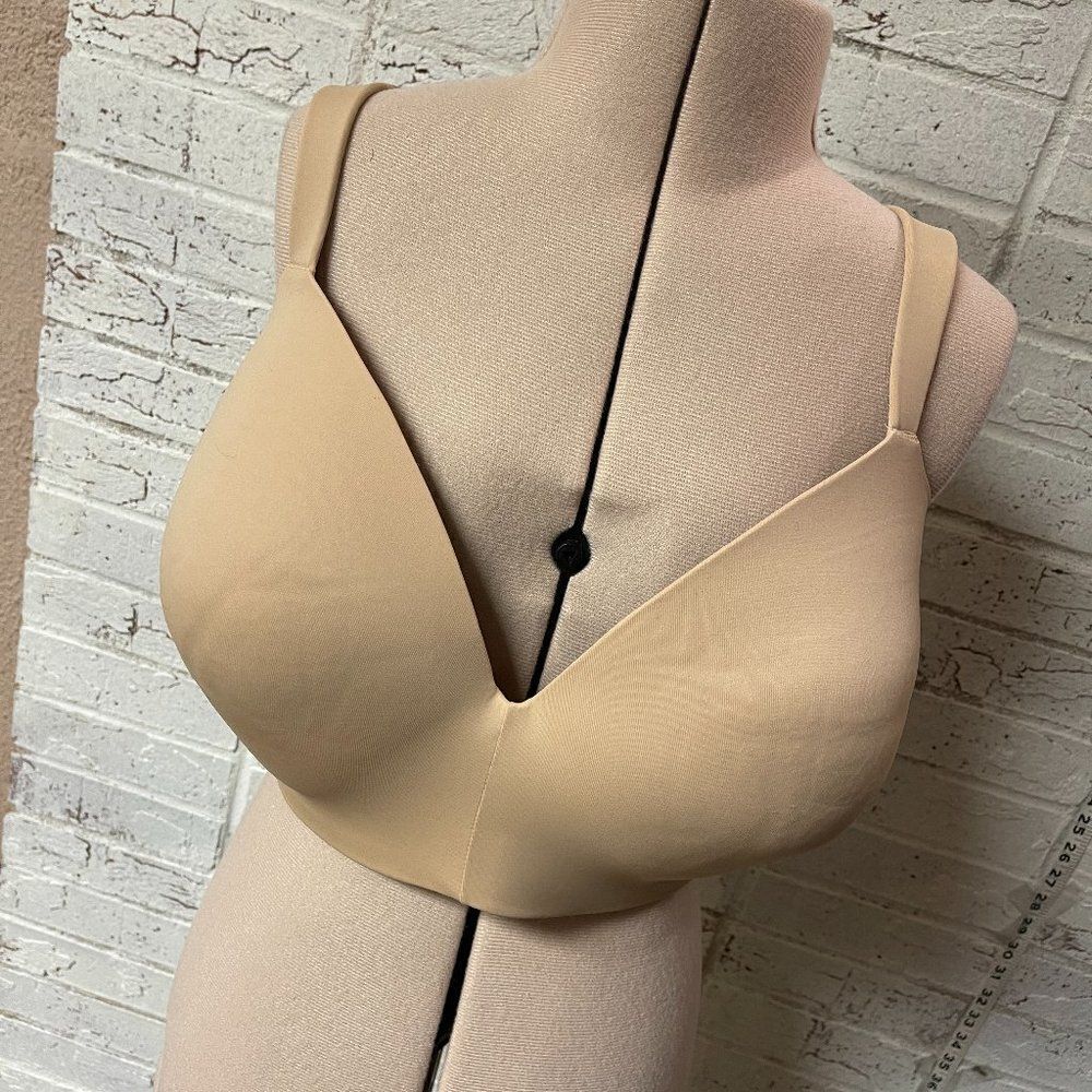 Cacique Tan Lightly Lined Tshirt No Wire Bra 38G